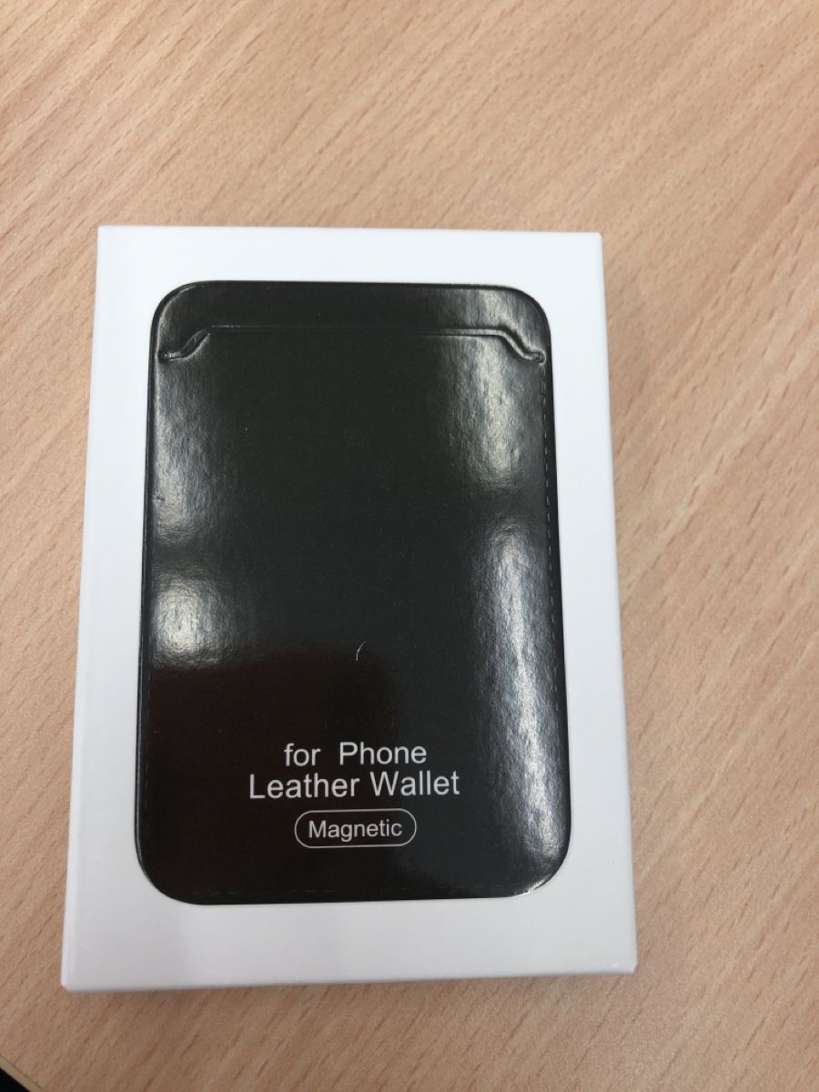 Cover & Protezioni schermo: iPhone Leather wallet (ab iPhone 12 ) – Nuovo e nell'imballaggio originale da Biel/Bienne venduto da useit