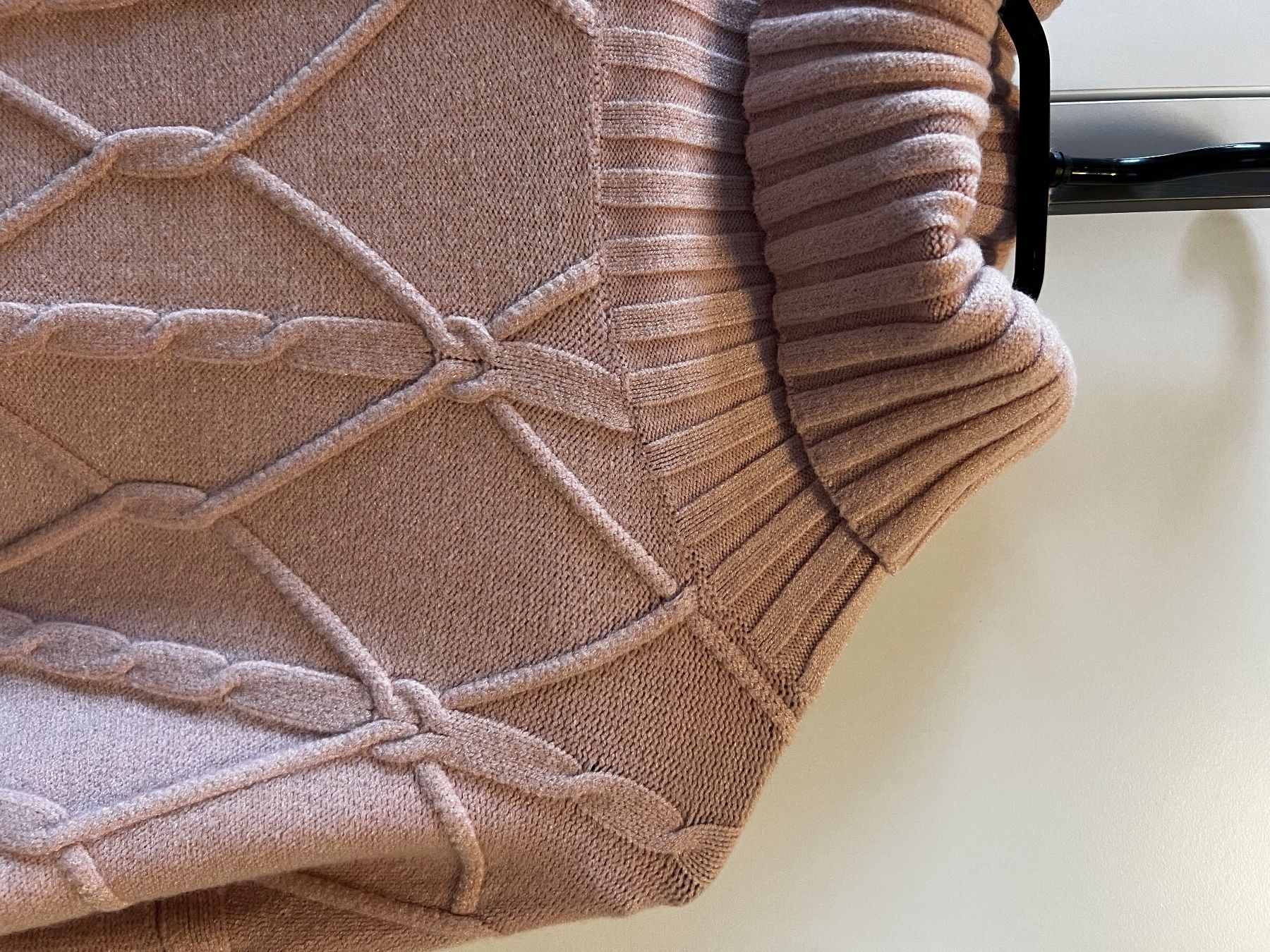 Maglioni & Felpe: Rollkragenpullover Pink – Usato da Stetten AG venduto da mormic_1805 1