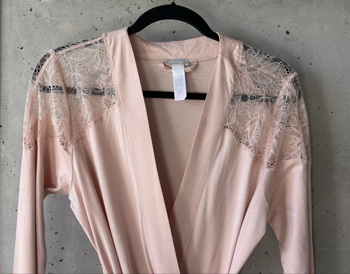 Hanro Bademäntel: Bademantel Hanro rosa Spitze S Modal Seide – Gebraucht aus Rebstein von wendy321meins 2