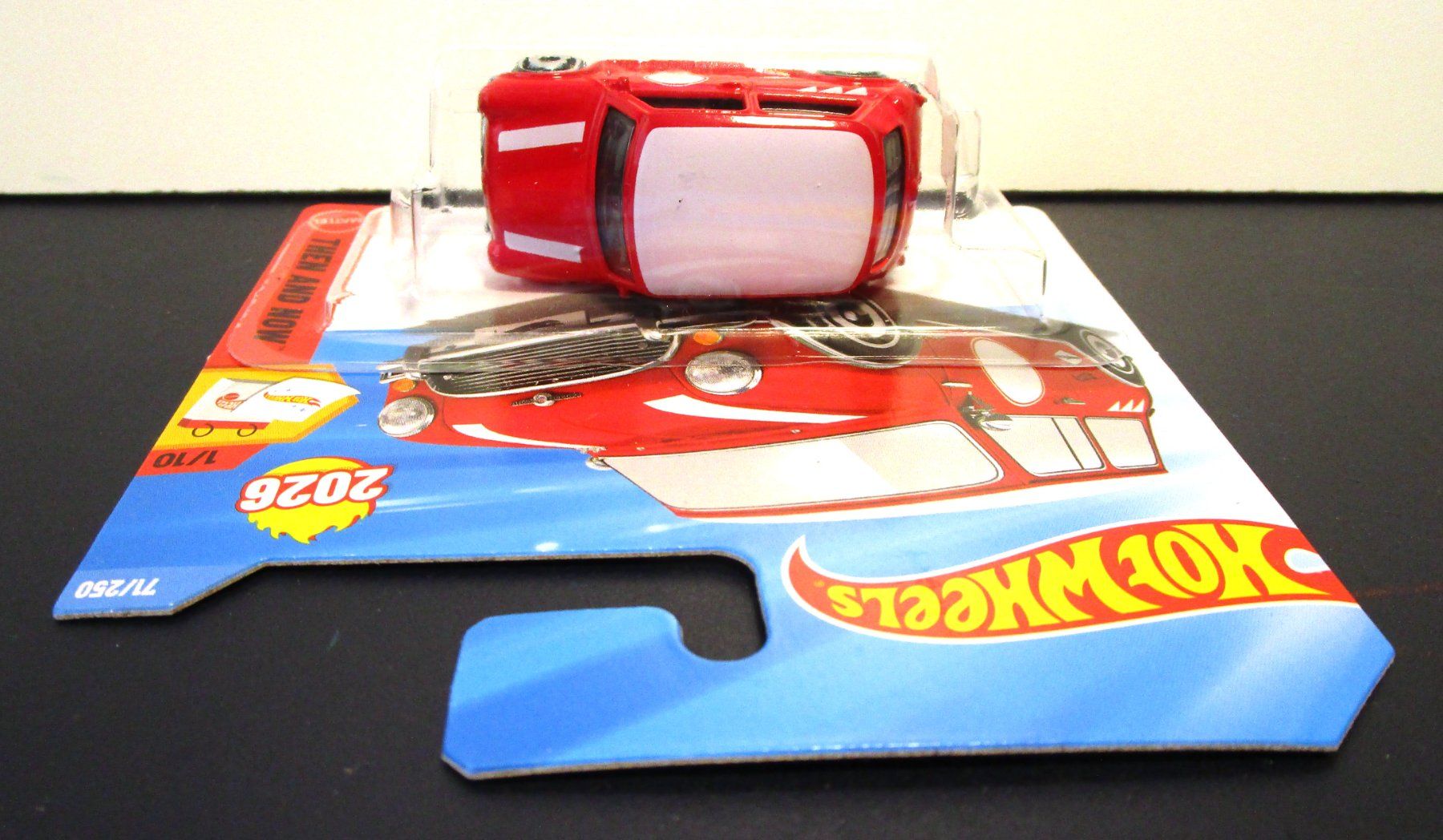 Cooper Modellini d'auto: HOT WHEELS AUSTIN MINI COOPER S - JJK94 – Nuovo e nell'imballaggio originale da Chêne-Bourg venduto da breno56 1