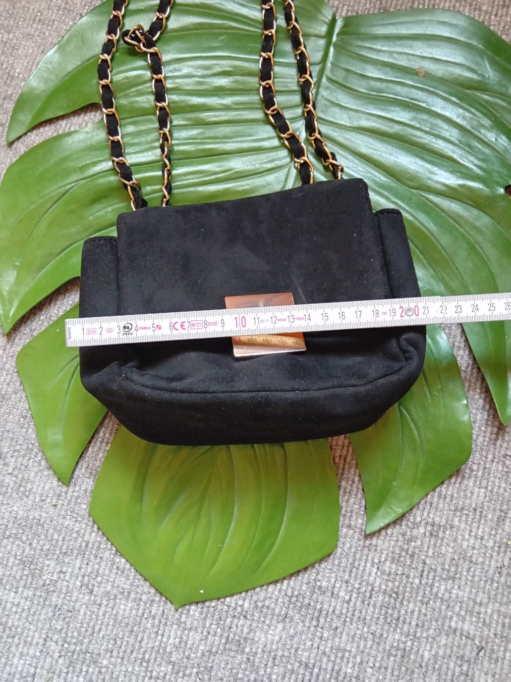 Borse da donna: Schwarze Goldkette Vintage Handtasche – Nuovo (secondo la descrizione) da Rüthi (Rheintal) venduto da titlis07 5
