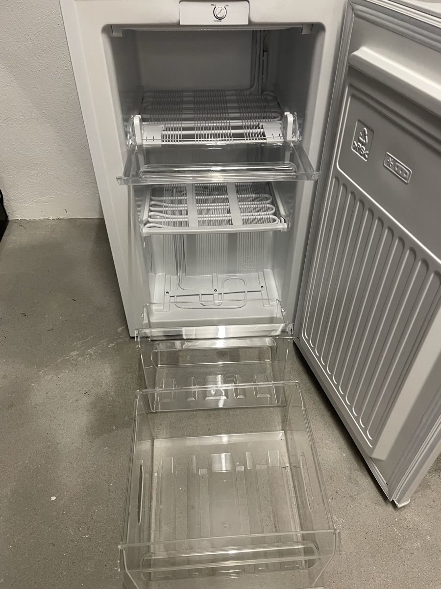 Congelatori: Tiefkühler Primotecq – Usato da Zürich venduto da Tinu_85 3