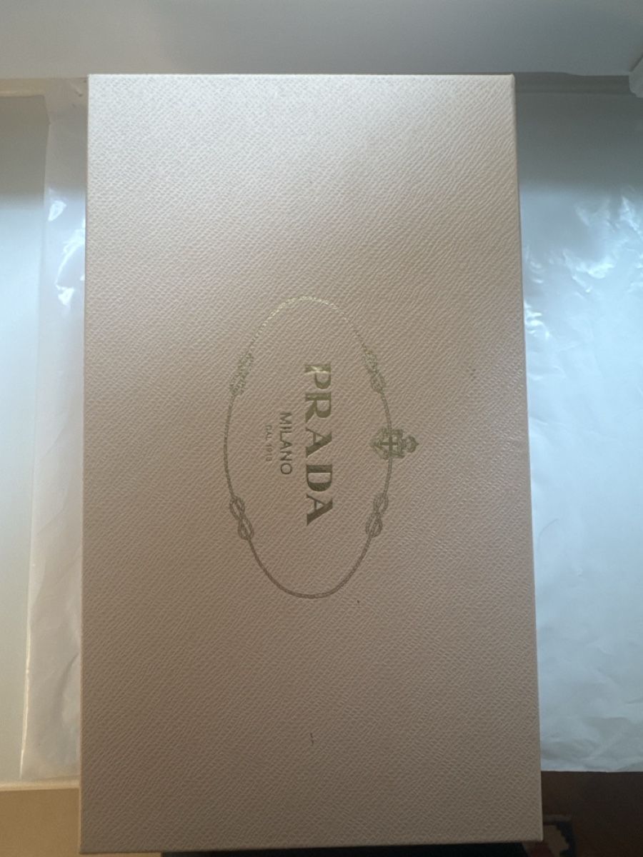 Prada Damenschuhe: Prada Suede Pumps Black Size 37.5 – Gebraucht aus Zürich von agnes_to 7