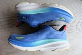 Hoka Clifton 9 Running Schuhe Blau Koralle Herren, Grösse 42