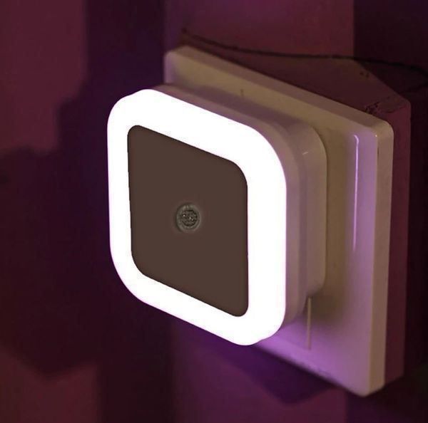 Lampade: LED Nachtlicht mit Sensor weiss – Nuovo e nell'imballaggio originale da Diepoldsau venduto da preisparadies-ch