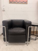 Le Corbusier LC2 Sessel  hochwertige Replica aus Echtleder