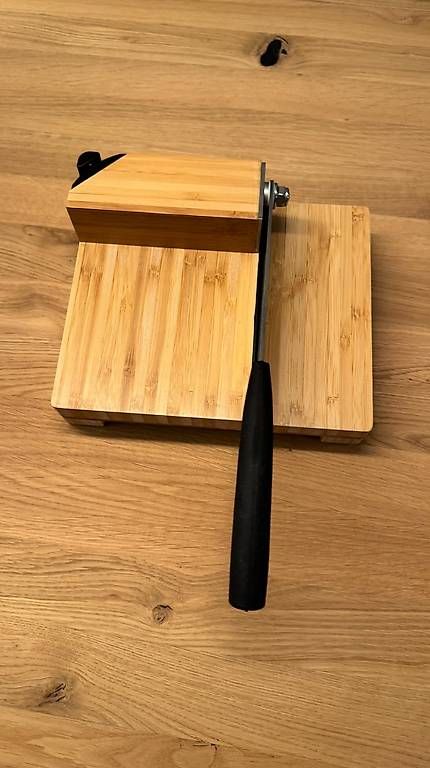 Appareils de cuisine: Schneidemaschine inkl. Schärfer im Originalkarton – D'occasion à Uitikon Waldegg par melchiorfcz