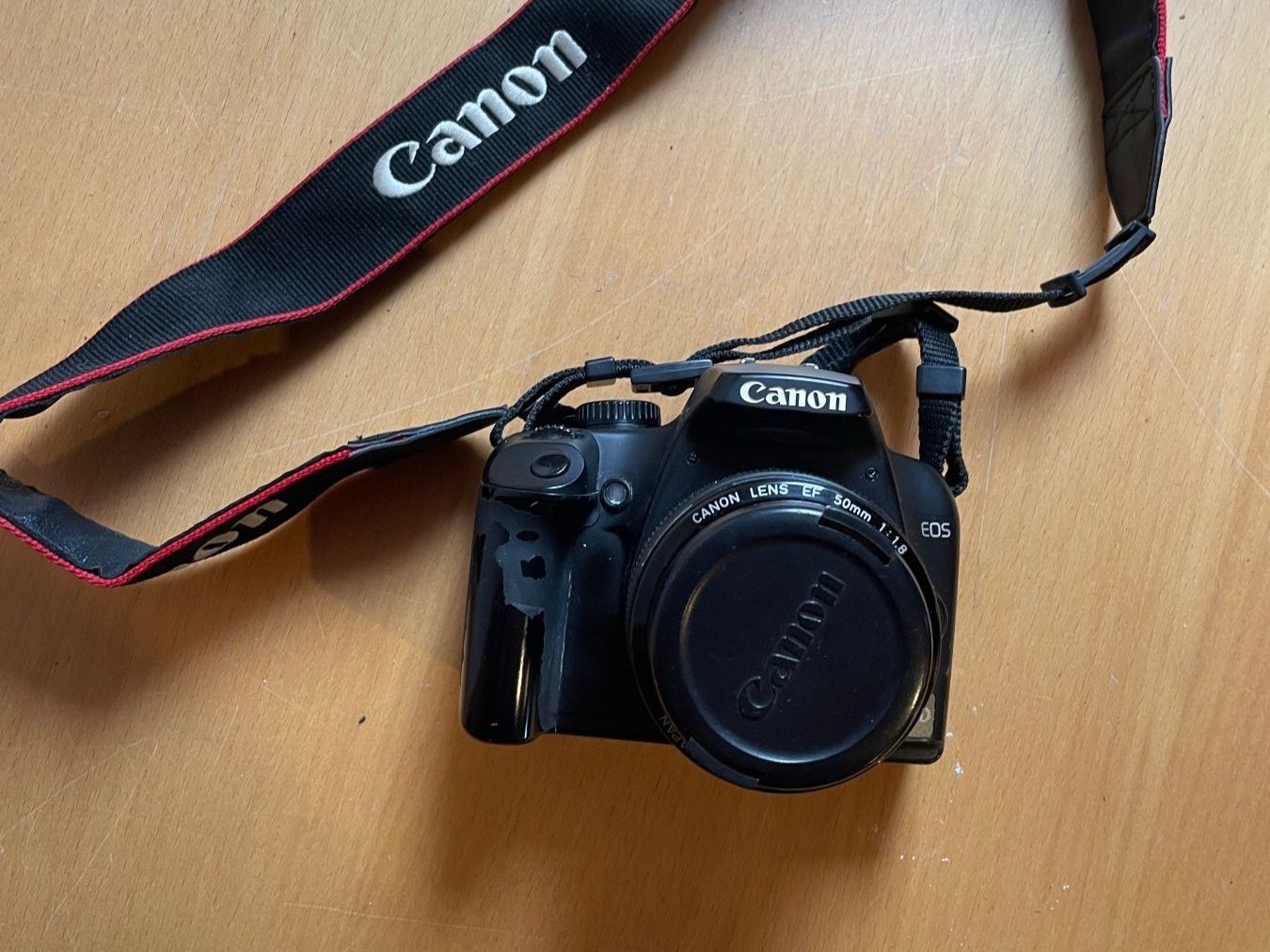 Canon Fotocamera: Canon EOS 1000D Spiegelreflexkamera – Usato da Scheuren venduto da Hammerhai1 3