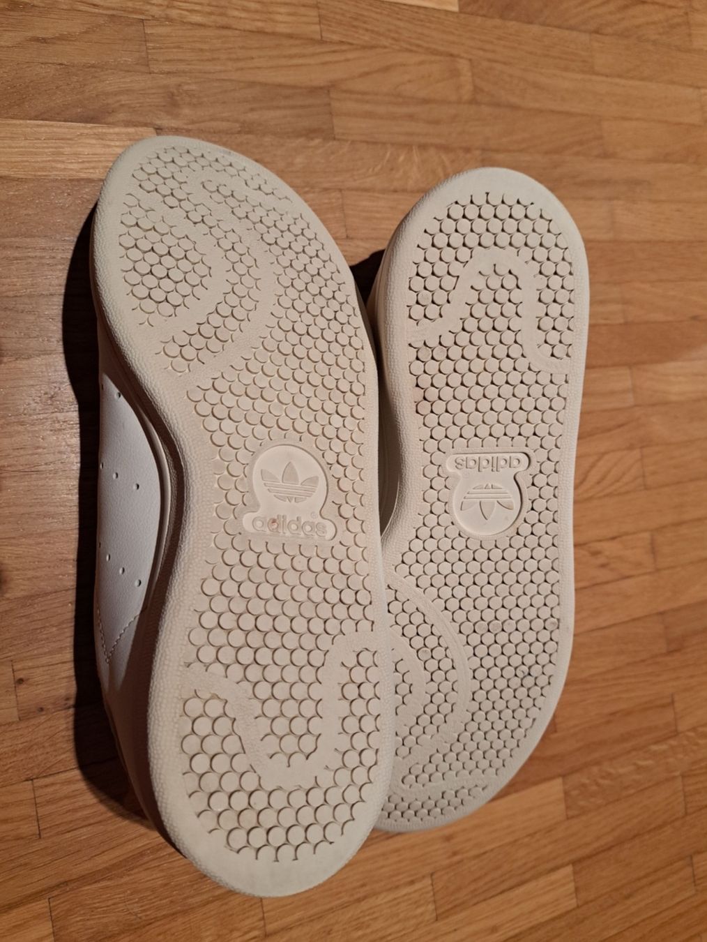 Adidas Scarpe da uomo: Baskets Adidas Stan Smith taille 38.5 – Nuovo (secondo la descrizione) da Fribourg venduto da frozzen-water 3