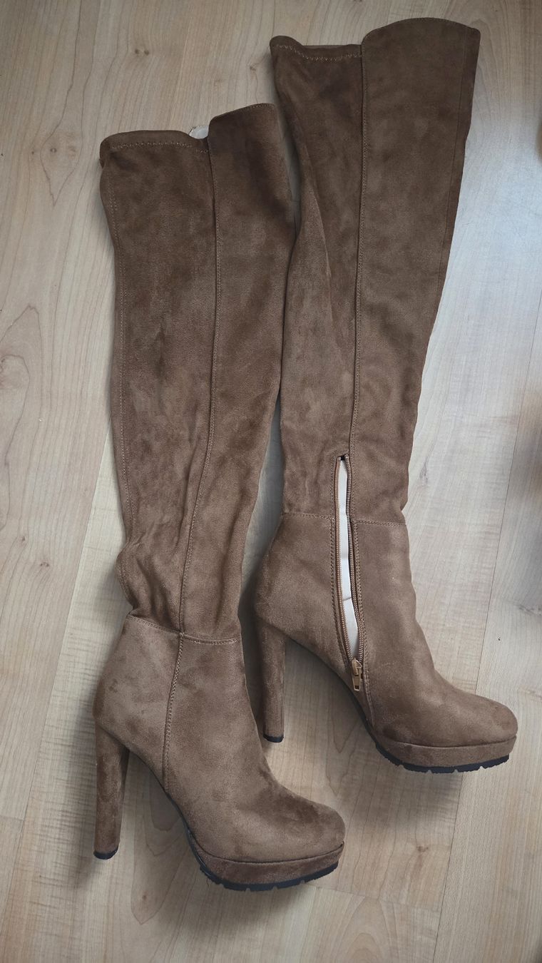 Scarpe da donna: Overknee Stiefel Gr. 39 – Nuovo (secondo la descrizione) da Schüpfheim venduto da nat_vf5b