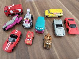 Konvolut Spielzeugautos: LKW, Cars, Van, Sportwagen & mehr