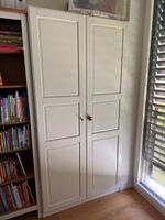 IKEA Schrank weiss 2 tuerig mit Schublade