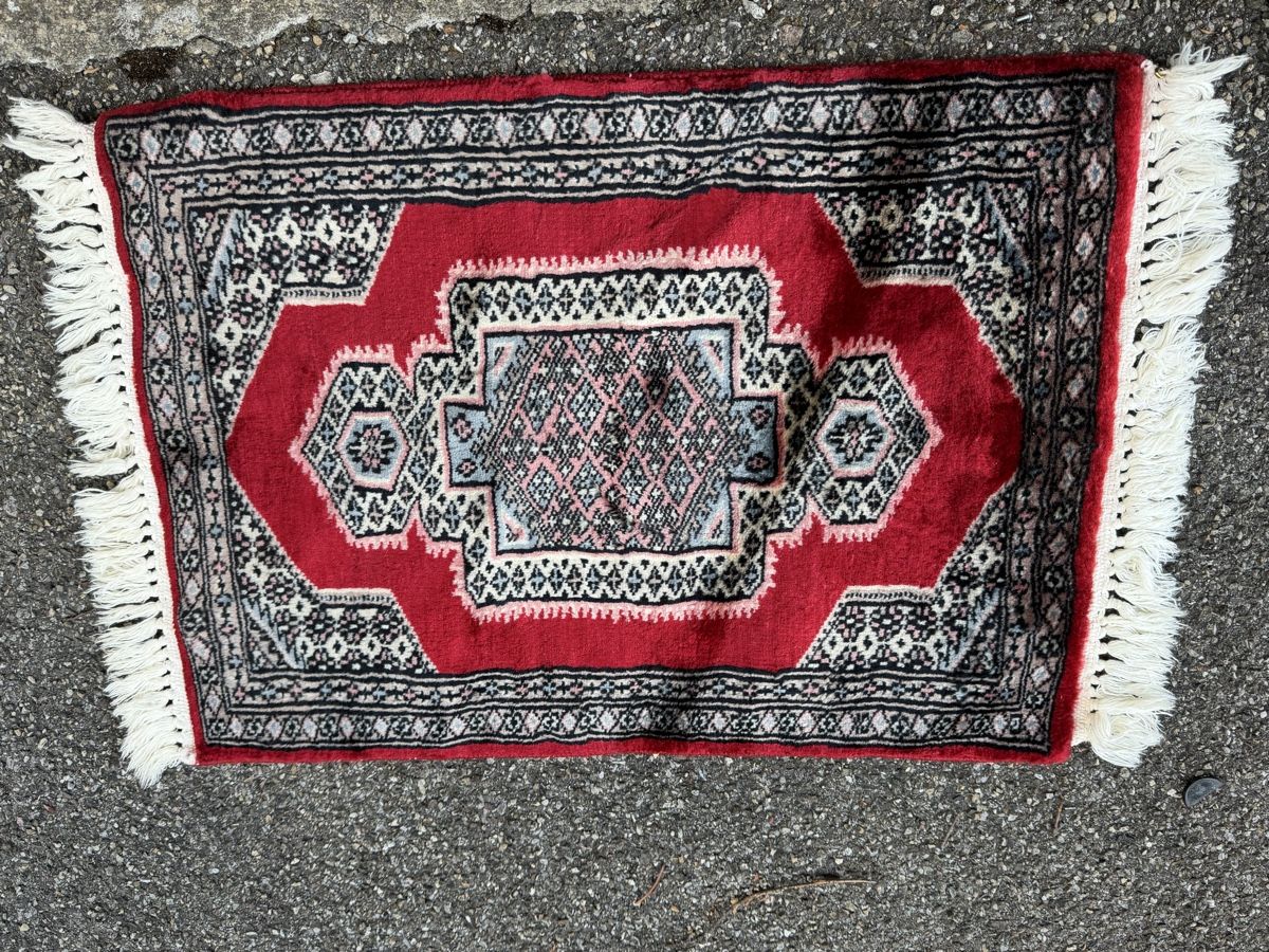 Teppiche: Kleine orientteppiche – Gebraucht aus Grenchen von Lirisa 1