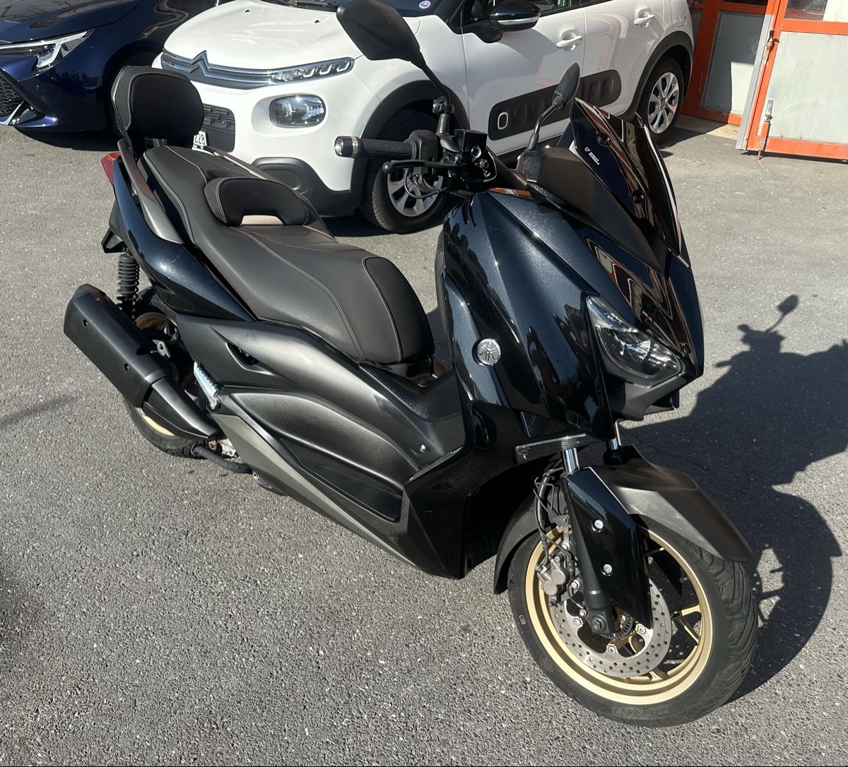 Yamaha Scooters: Xmax 300 tech max 2022 16000km – Gebraucht aus Meyrin von ton_rv2p
