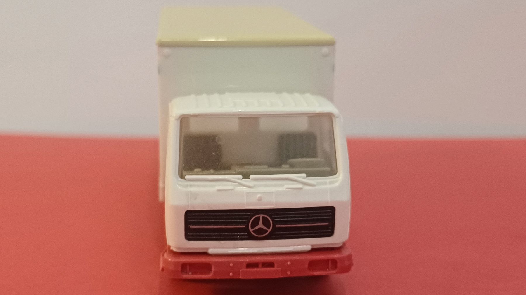 Wiking Modellini d'auto: Mercedes 1017 "Meyer" von Wiking – Usato da Uznach venduto da Katinka83 5