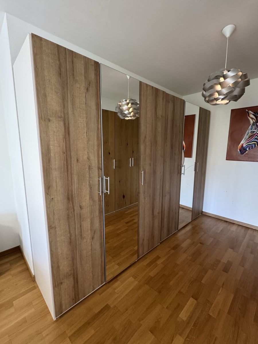 Jutzler Schränke: Kleiderschrank Jutzler – Gebraucht aus Basel von S.R.T