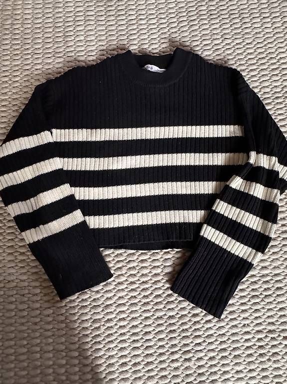 Bershka Maglioni & Felpe: Gestreifter Pullover – Usato da Ebmatingen venduto da F.Bullet