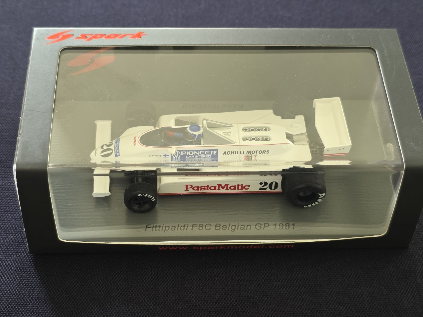Spark Modellini d'auto: Fittipaldi F8C Keke Rosberg – Nuovo e nell'imballaggio originale da Bilten venduto da C21
