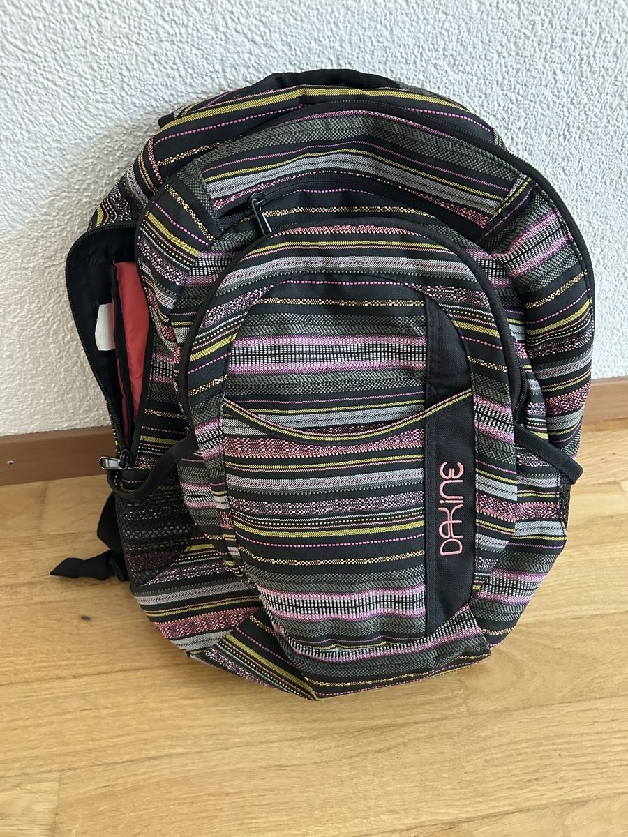Dakine Rucksäcke: Dakine Rucksack – Gebraucht aus Dietlikon von tina0703