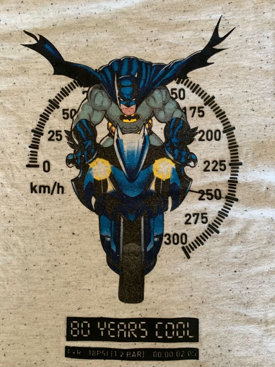 Camicie, T-shirt & Polo: Langarm-Shirt Batman Gr. 122 – Usato da Chur venduto da cardem86 2