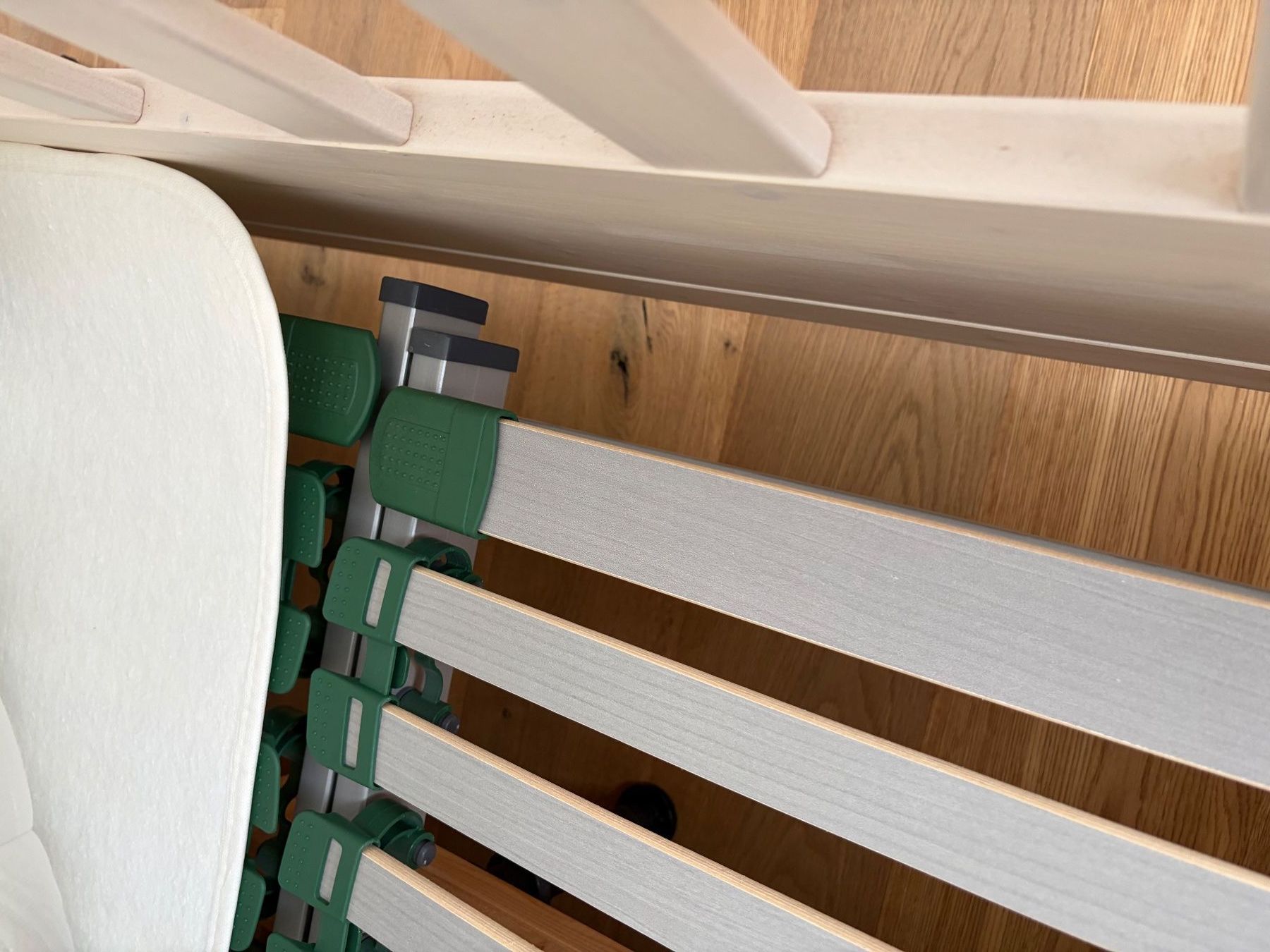 Letti: Schlafzimmer komplett, neuwertig – Nuovo (secondo la descrizione) da Galgenen venduto da Crystaldisplay 7
