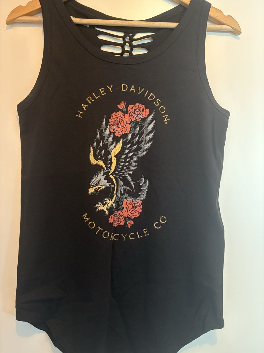 Top: Harley Davidson Top – Nuovo (secondo la descrizione) da Summaprada venduto da Cody09
