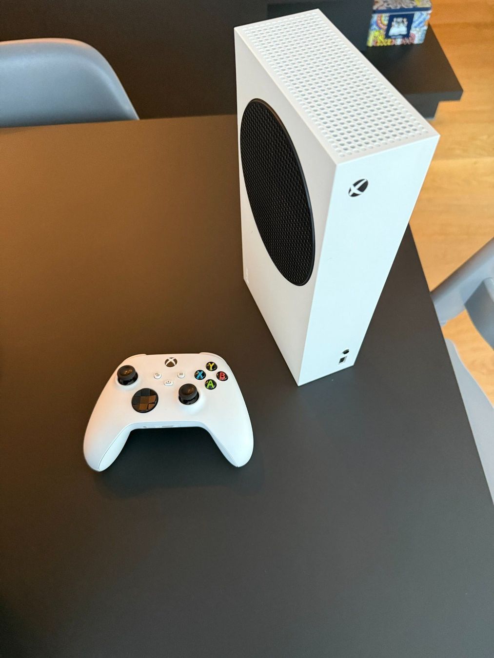Microsoft Consoles: Xbox Series S 512GB Digital weiss + 1 Controller – D'occasion à Jonen par giuco 1