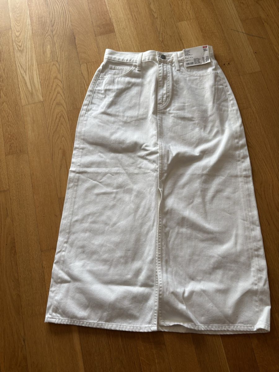Uniqlo Gonne: Jeansrock Uniqlo neu – Nuovo e nell'imballaggio originale da Oftringen venduto da violetta9 1