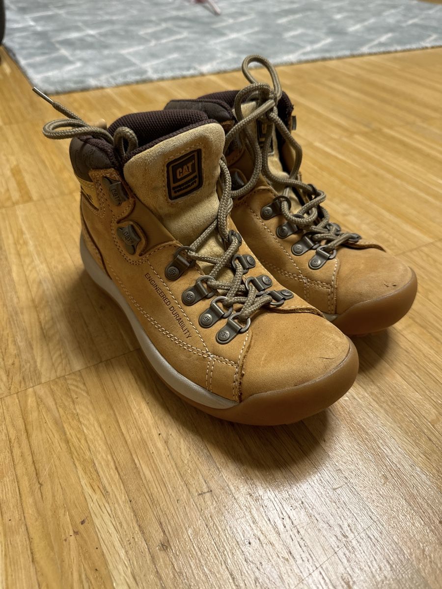 Caterpillar Scarpe da uomo: Caterpillar Schuhe – Usato da Menzingen venduto da Dali2504