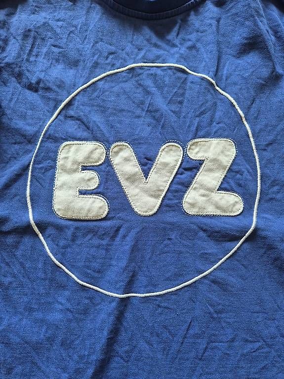 T-Shirts: EVZ Tshirt Grösse 140 – Gebraucht aus Inwil von keks86 3