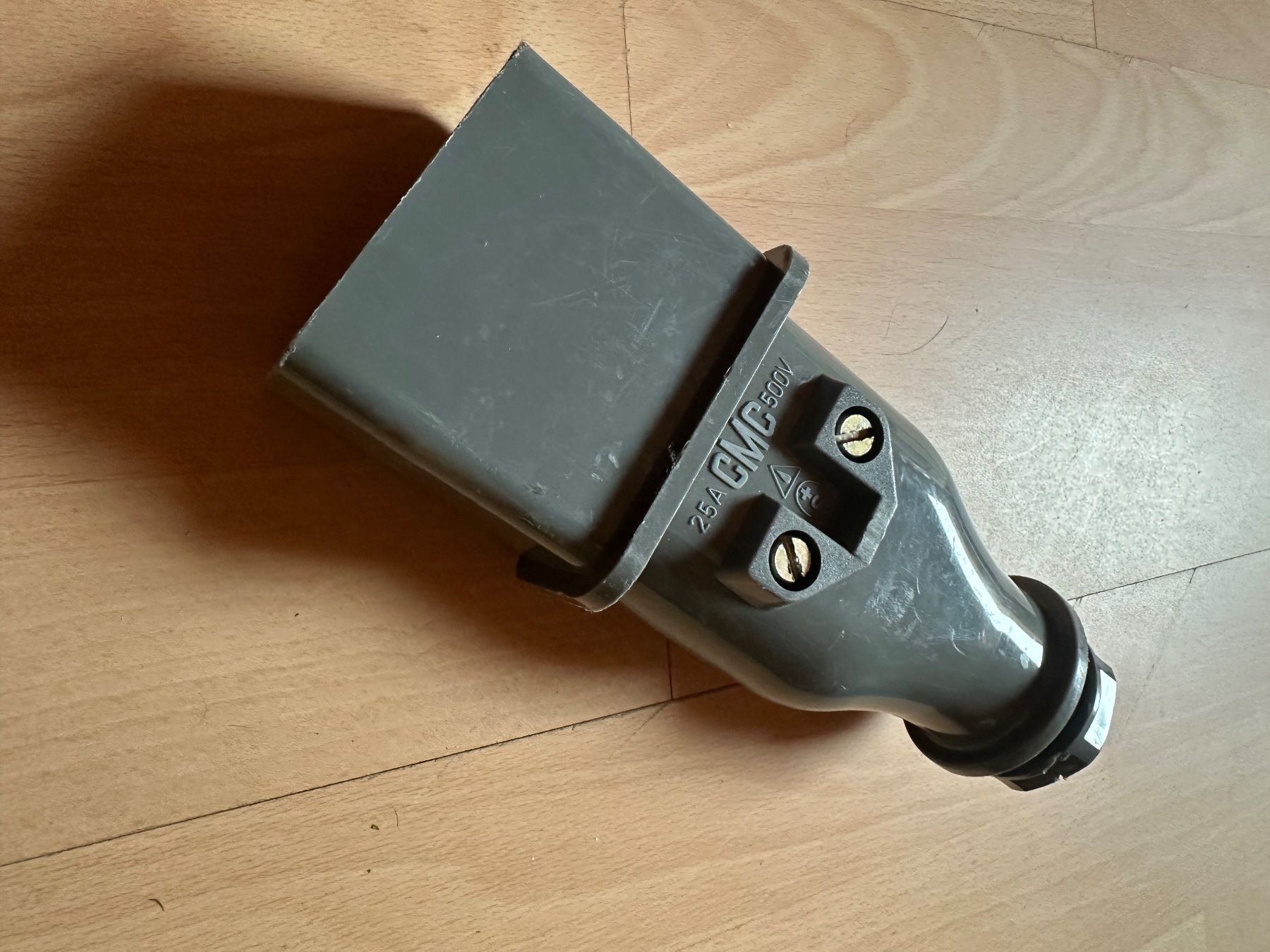 Spine: J 25/4 Polig Stecker CMC – Usato da Huttwil venduto da Bolpa 1