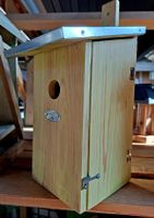 Klassisches hölzernes Vogelhäus 50x20cm, Holz, Blechbedeckt