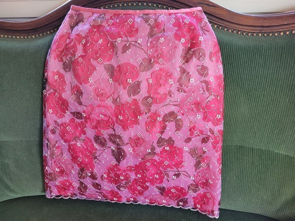 Escada Gonne: Escada Rock Gr.38 Prachtvoll – Nuovo (secondo la descrizione) da Winterthur venduto da Wohnhaus 6