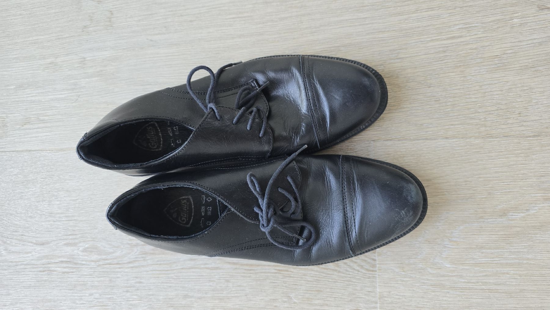 Scarpe da uomo: Lackschuhe – Usato da Hurden venduto da mar_7ssf 1