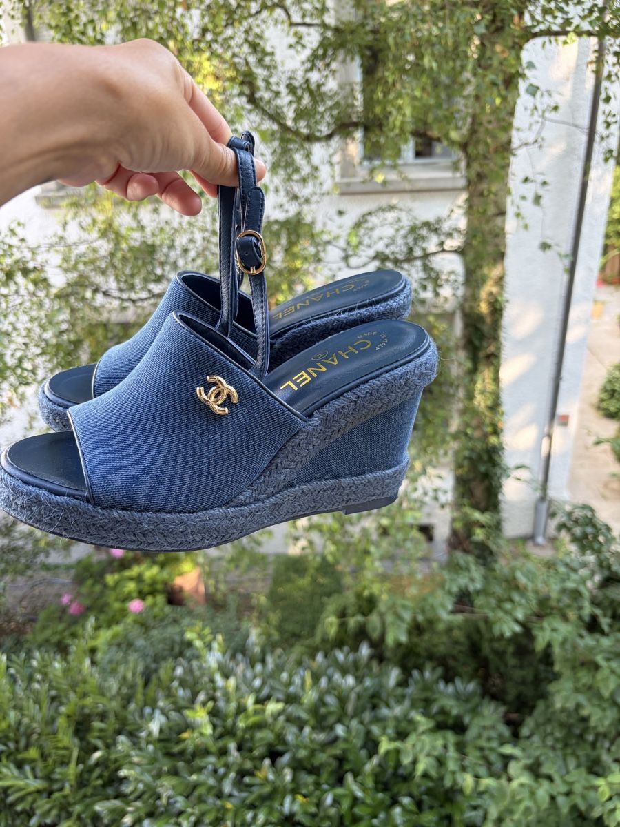 Scarpe da donna: Chanel Sandals – Nuovo (secondo la descrizione) da Zürich venduto da modcoss