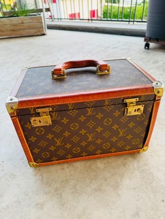 Louis-Vuitton-Kosmetikkoffer