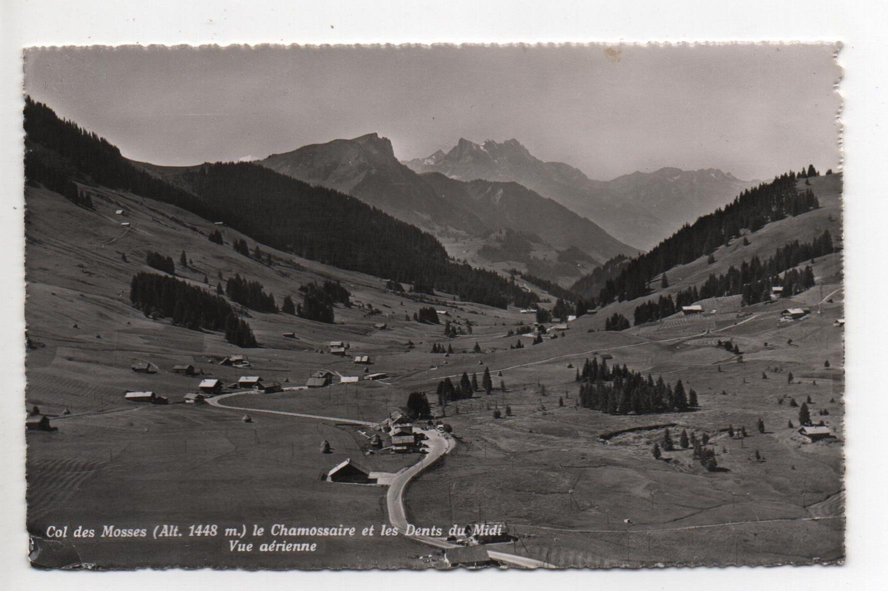 Cartoline postali: COL DES MOSSES Vue aérienne – Usato da Jona venduto da philajona