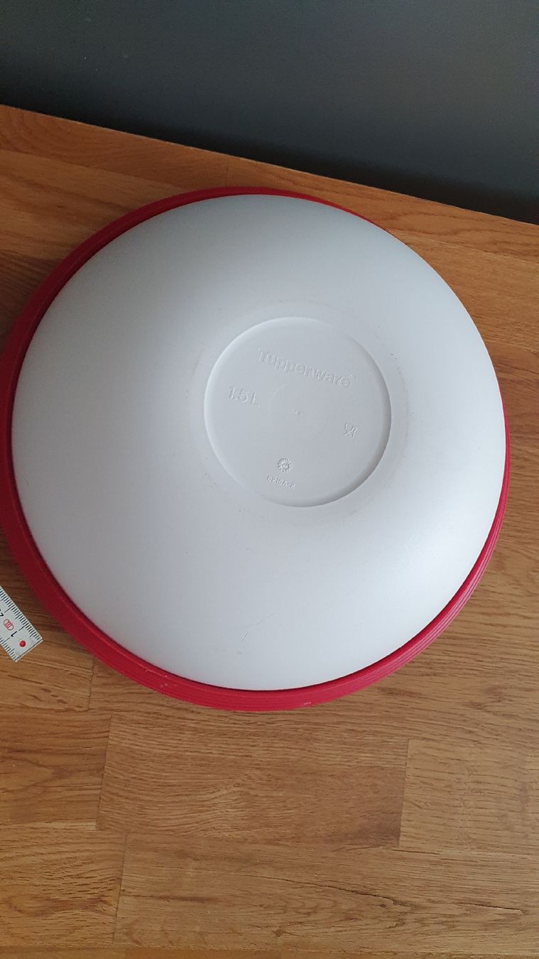 Coupes: Tupperware Schüssel mit Deckel, rot – D'occasion à Laufenburg par megane1959 3