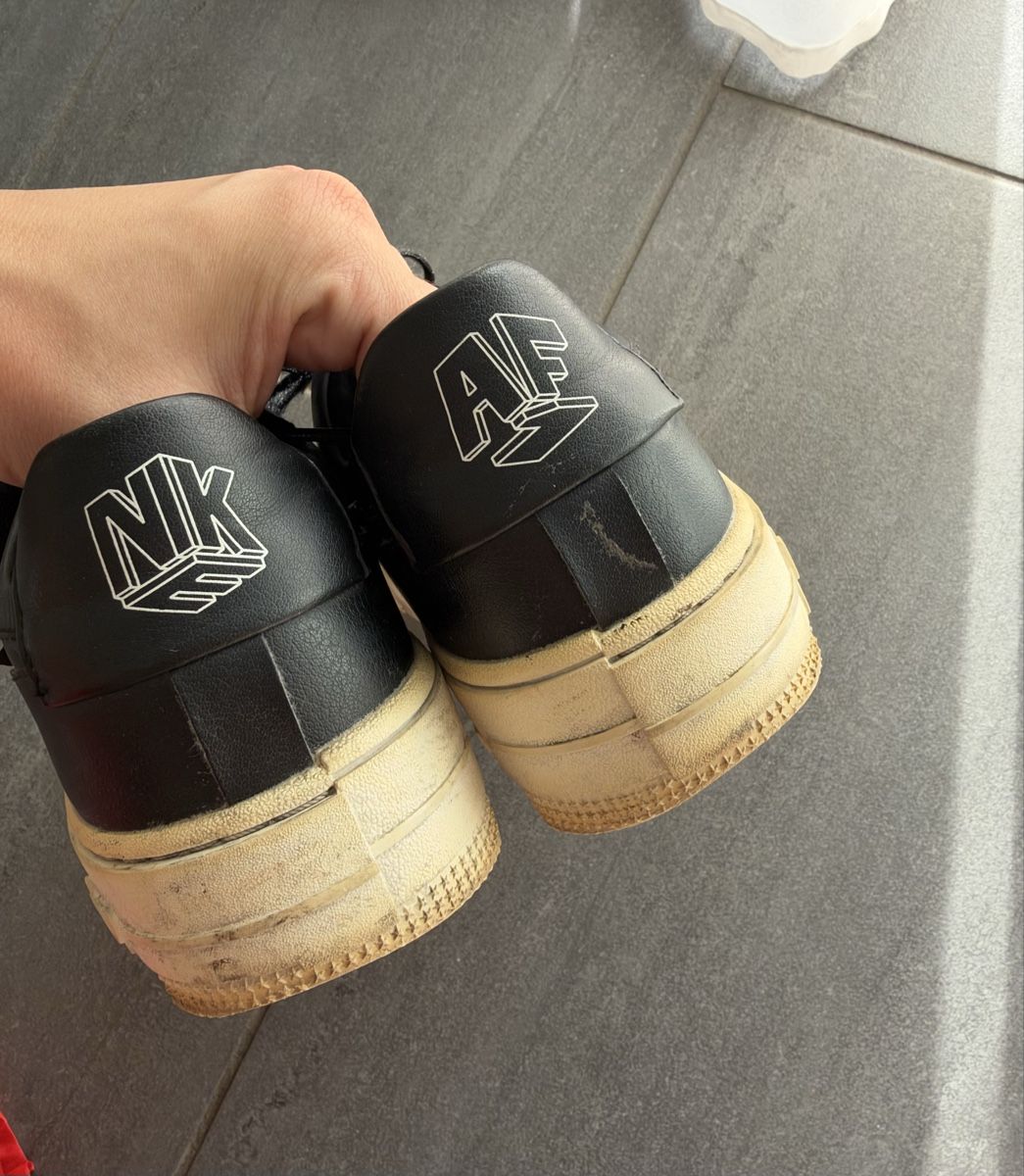 Nike Damenschuhe: Nike Air Force 1 Pixel schwarz gebrauchter Zustand – Gebraucht aus Möhlin von eny_lsk7 2