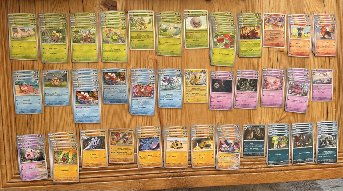 Pokémon Sammelbilder & Trading cards: Pokémon Évolutions Prismatiques 355 cartes – Neu (gemäss Beschreibung) aus Miège von Mickit92