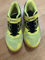 Asics Hallenschuhe gelb schwarz Grösse 33.5 gebraucht