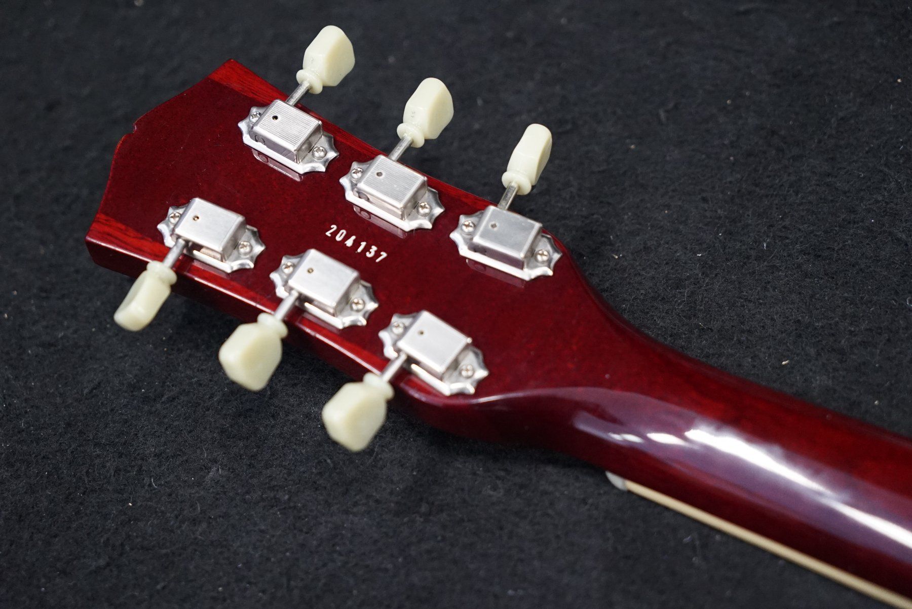 Maybach Strumenti musicali: Maybach Lester Wild Saffron Custom Shop Aged Koffer – Usato da Ortschwaben venduto da Musictrade 7