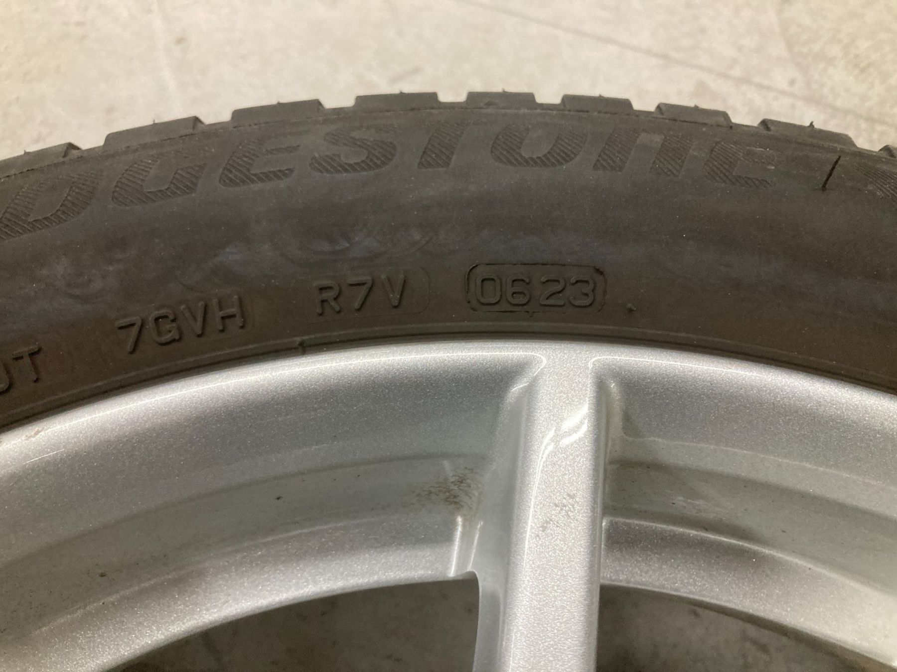 Bridgestone Pneumatici & Ruote complete: BMW I3 Winterräder 155/70R19 Bridgestone – Usato da Cham venduto da WB2223 7