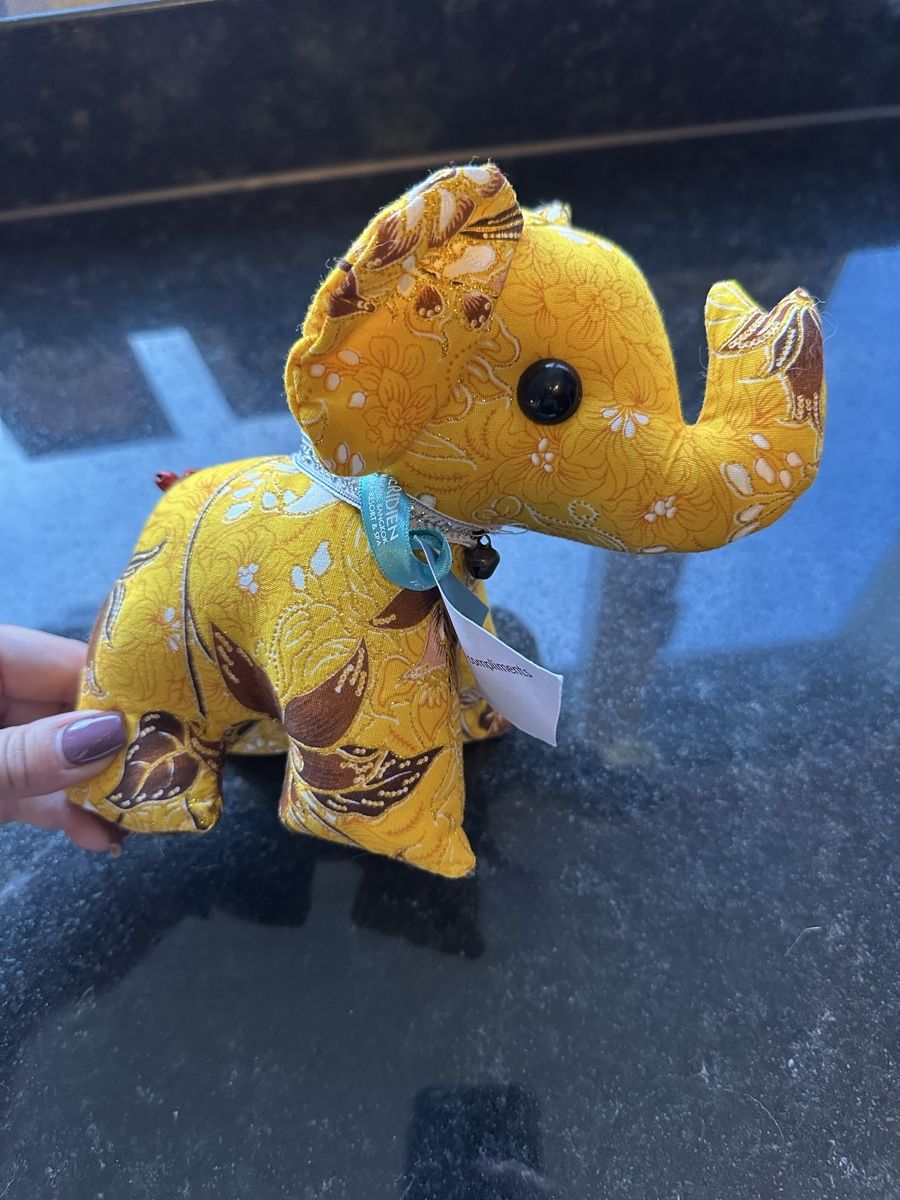 Giocattoli: Plüschtier Elefant – Nuovo (secondo la descrizione) da Bern venduto da Shininglove 2