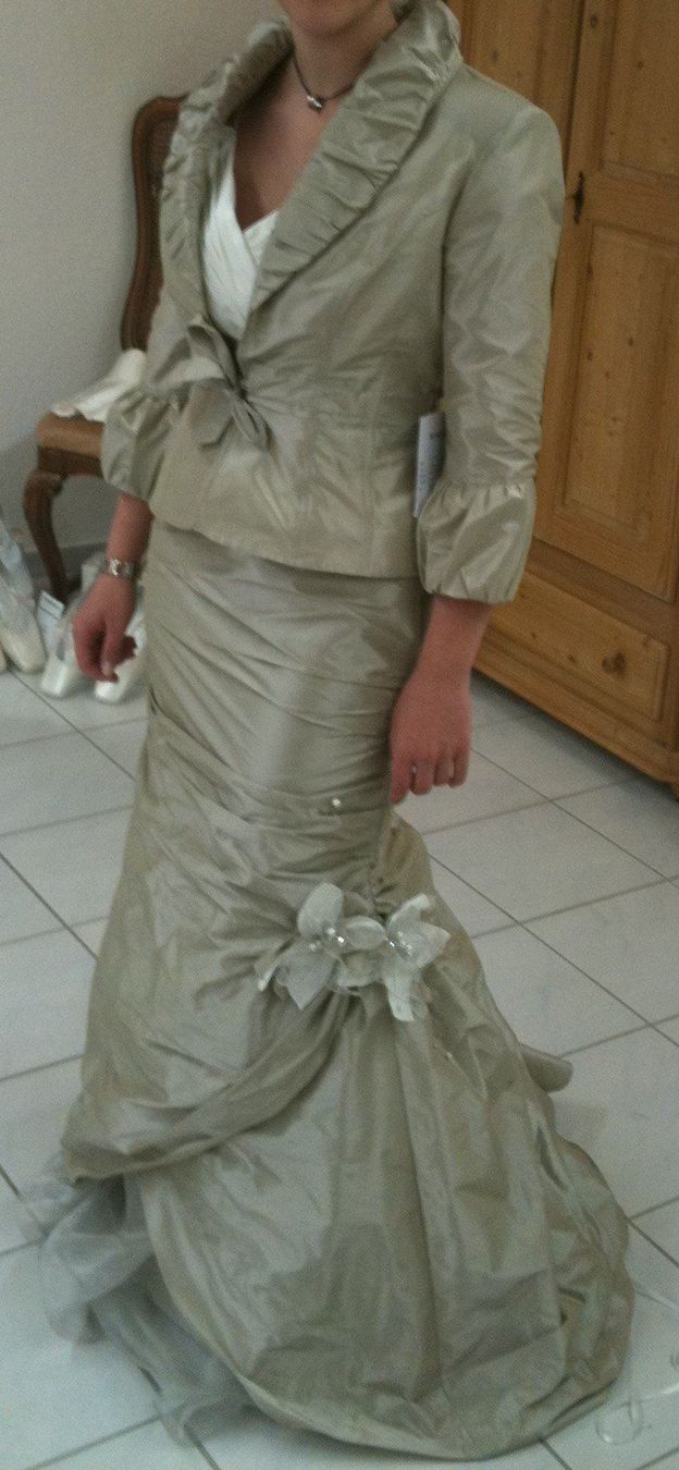 Kleider: Hochzeitskleid 2-teilig weiss/beige – Gebraucht aus Seon von degus666 3