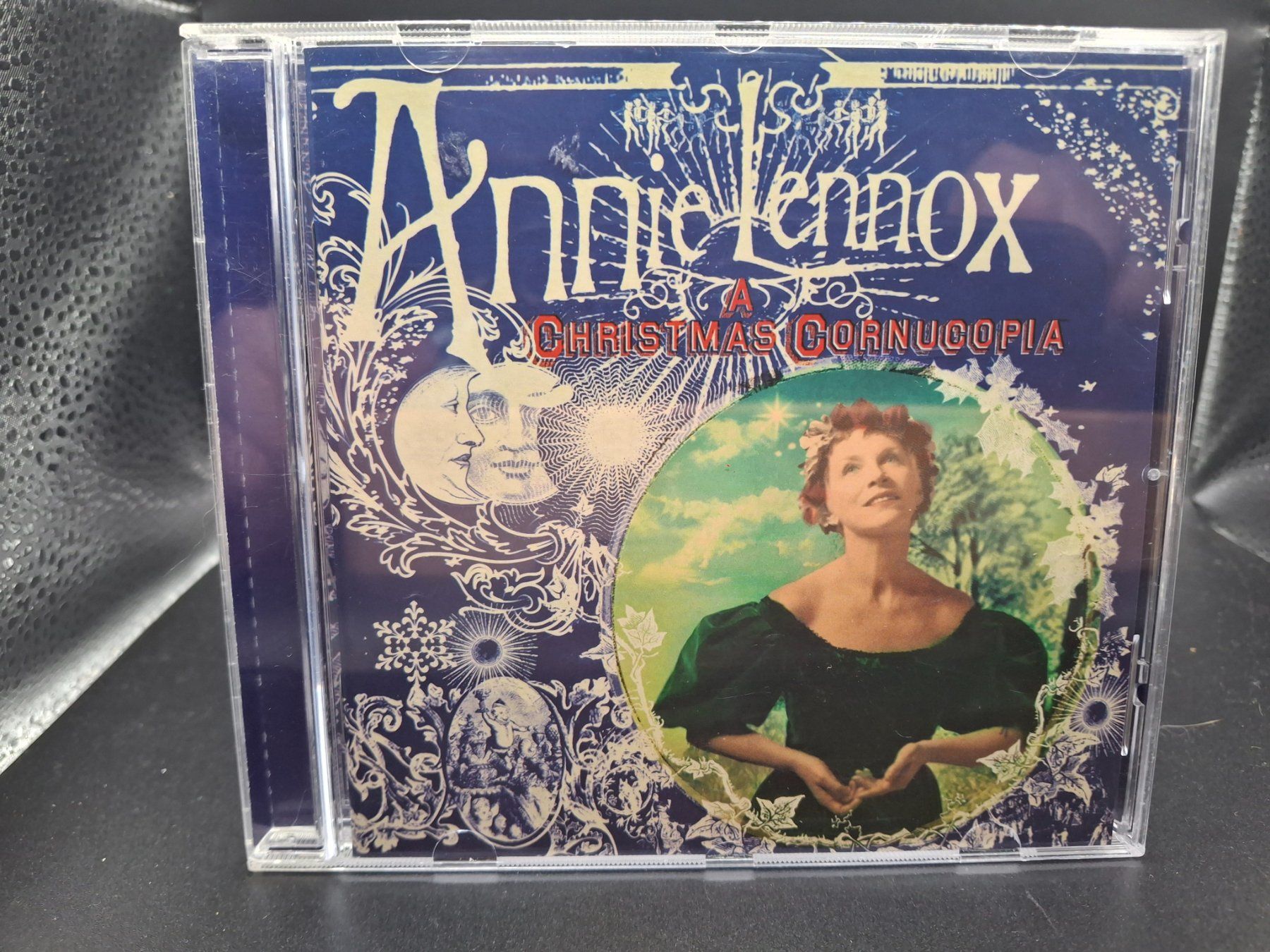 CDs: Annie Lennox – A Christmas Cornucopia – Gebraucht aus St.Gallen von jalamusic