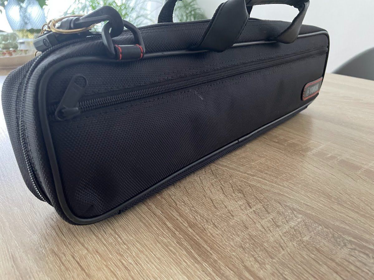 Yamaha Topcase: Original YAMAHA Querflöten-Tasche – Usato da Unterägeri venduto da gai_mj5l
