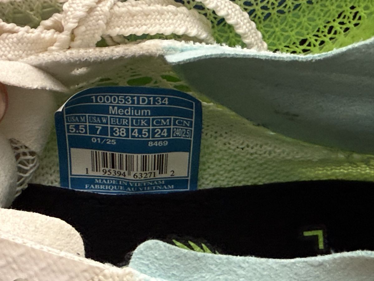 Brooks Scarpe da donna: Brooks Hyperion Elite 4 – Taille 38 – Neuves – Nuovo e nell'imballaggio originale da Crans VD venduto da Delphine30041979 3