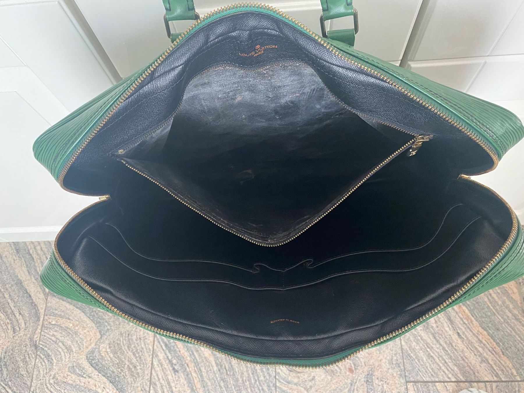 Louis Vuitton Sacs: MOST WANTED - LOUIS VUITTON PORTE DOCUMENTS VOYAGE – D'occasion à Winkel par ferrari2022 7