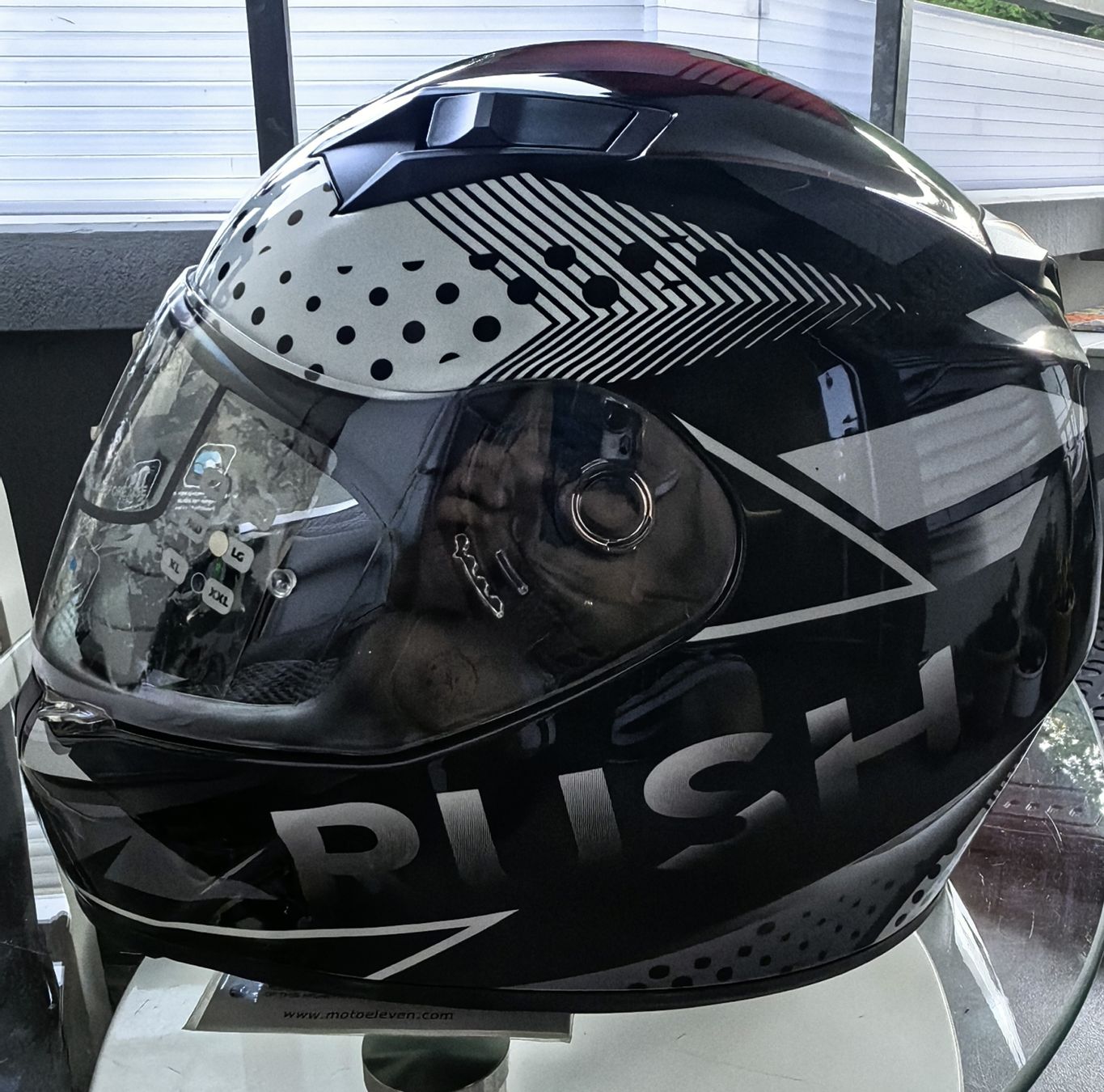 Helme & Visiere:  Neuer Motorradhelm, Größe L.  – Neu (gemäss Beschreibung) aus Emmenbrücke von igo_xq8r 1